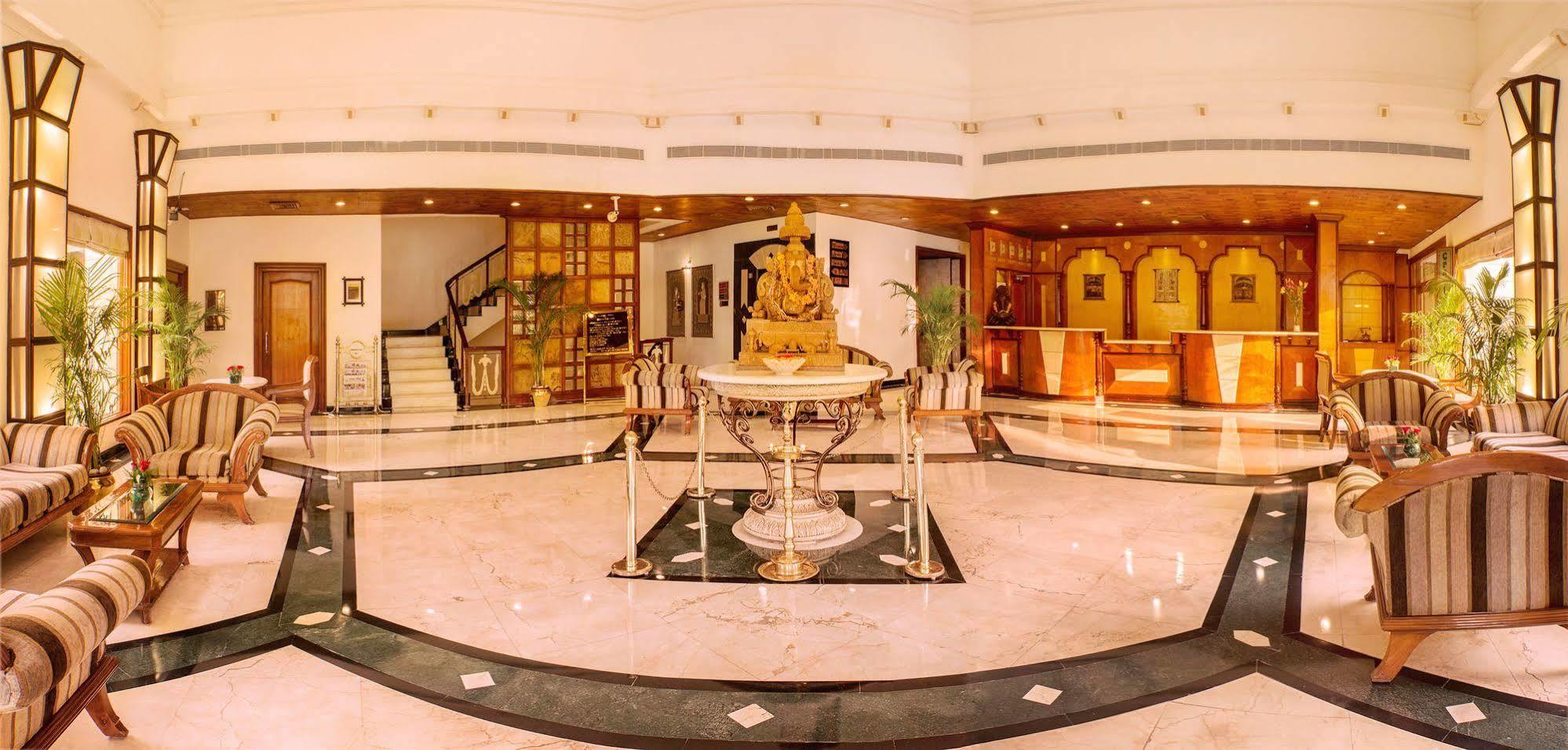 Kk Royal Hotel & Convention Centre Jaipur Exterior photo